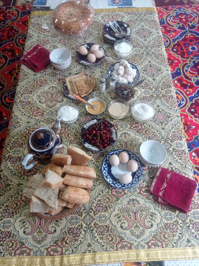 Zuhro Guest House Bukhara Eksteriør billede